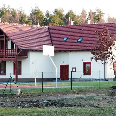 Penzion Lipina Slatiňany Eksteriør bilde